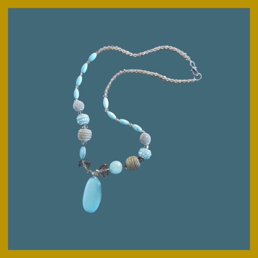 Turquoise and gold necklace